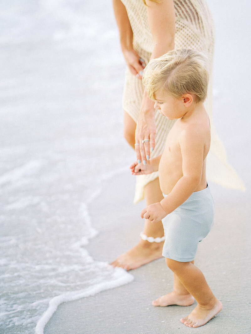 brittany&fam_naples-fl-by-rachaelosborn.com-21_websize