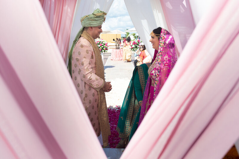 Indian photographer in mexico