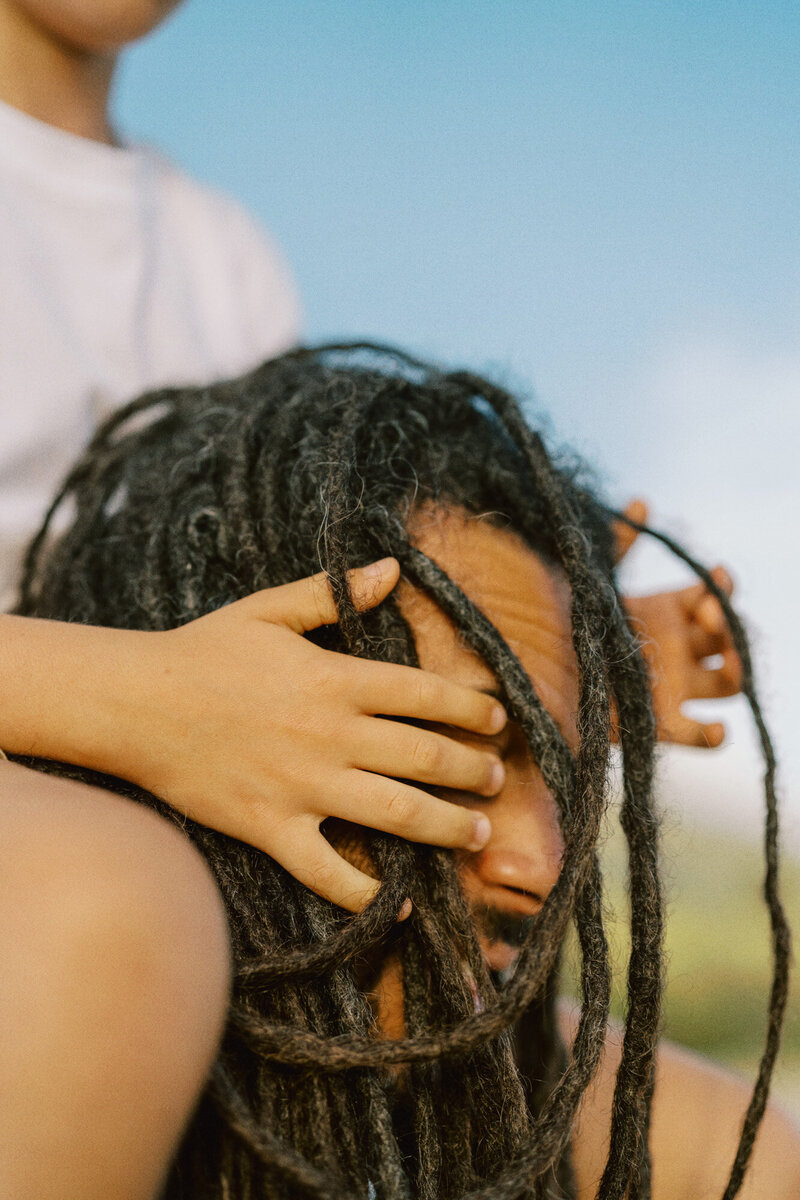 ellis-beach-sunrise-family-engagement-shoot-052