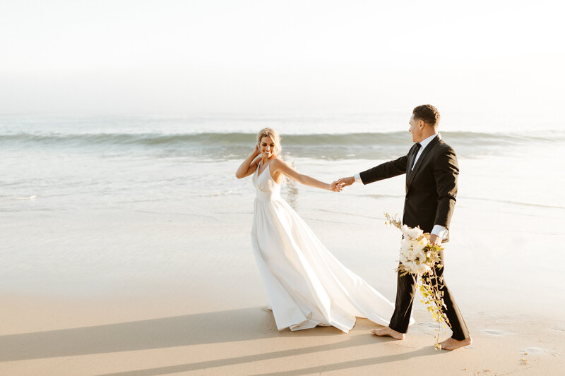 bride and groom at Southern California beach wedding