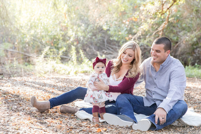 Frickfamily-fallminisession-whitingranchhikingtrail-orangecounty-0003