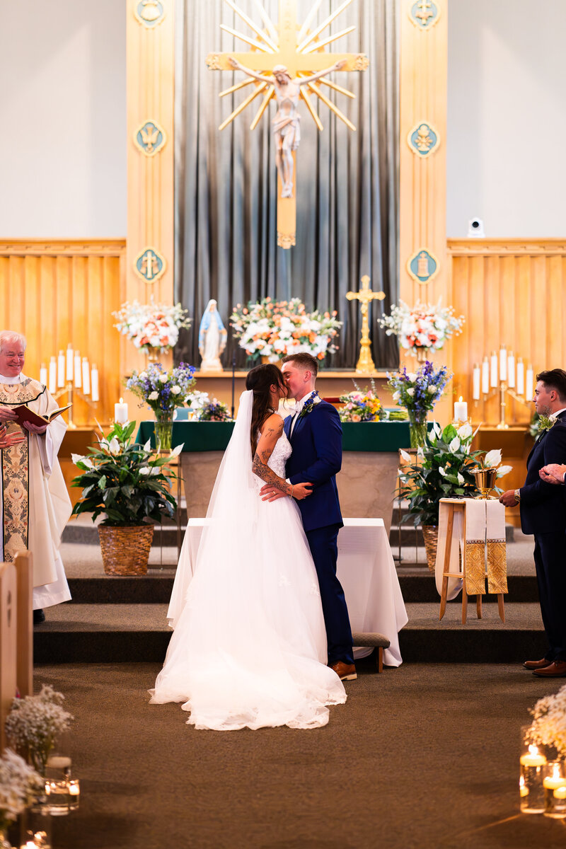 st-agnes-berkshire-lake-camp-wedding-photography-28