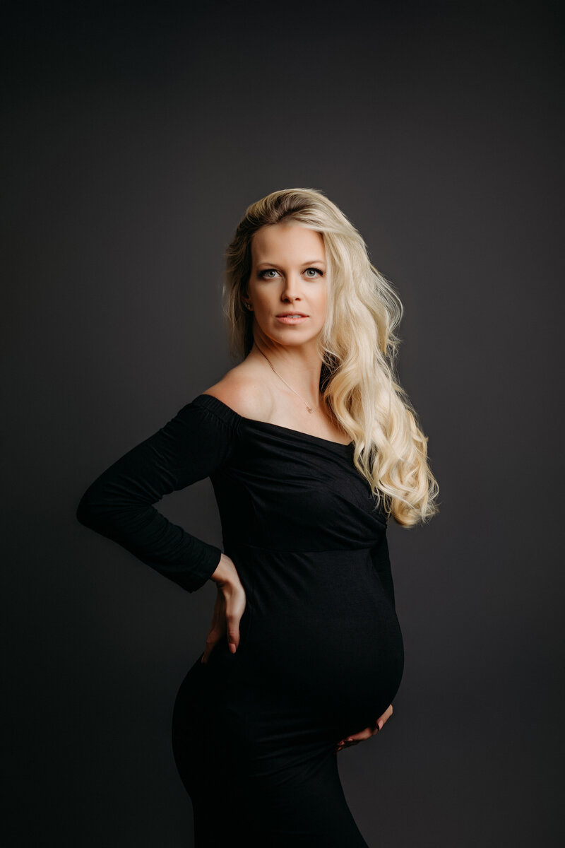 maternity photography thousand oaks, maternity photographer near me, maternity portraits ventura county, professional maternity photos los angeles county