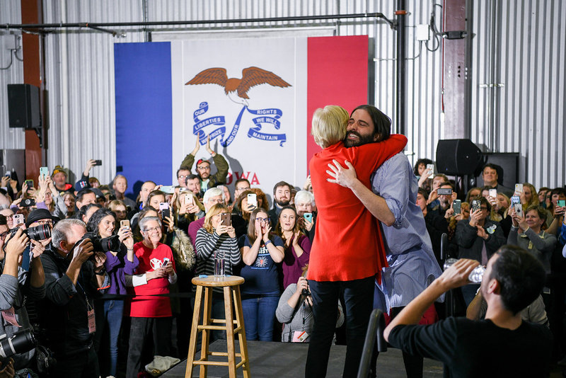 Elizabeth Warren 2020 democratic presidential primary hugging Jonathan Van Ness
