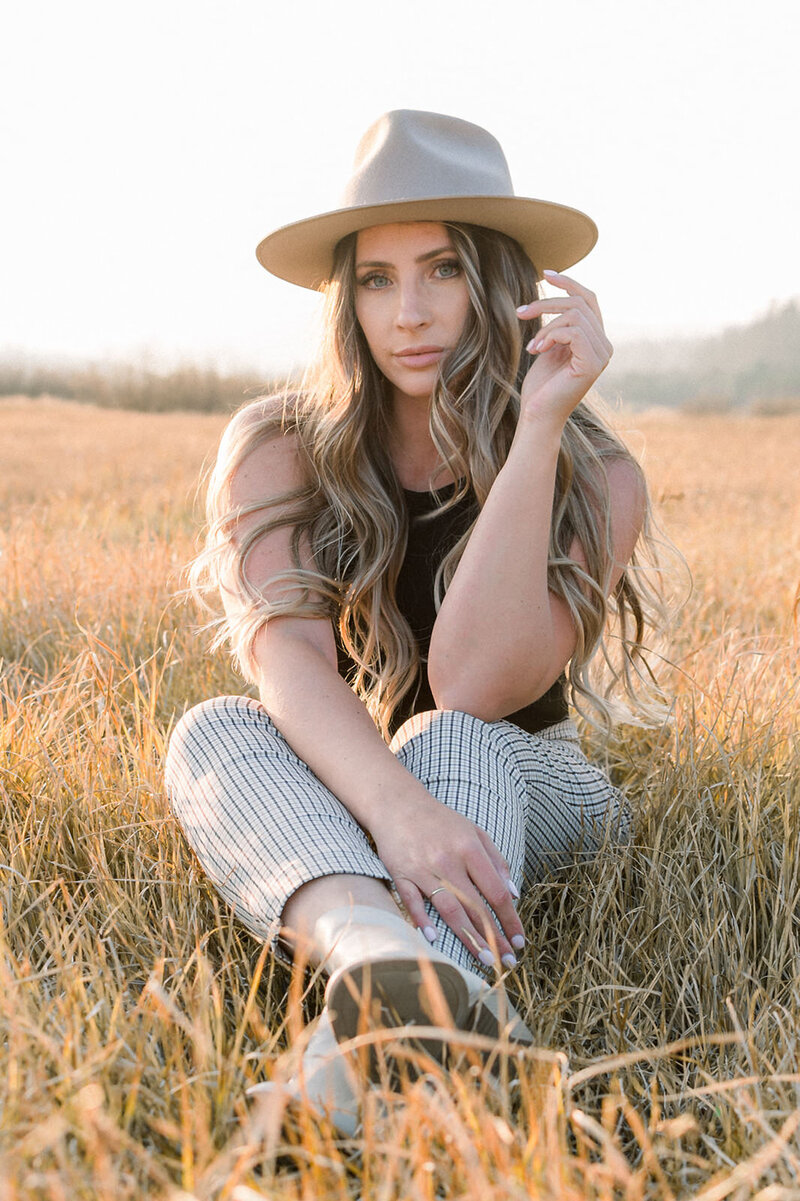 TahoeMeadowPortraitSession-040