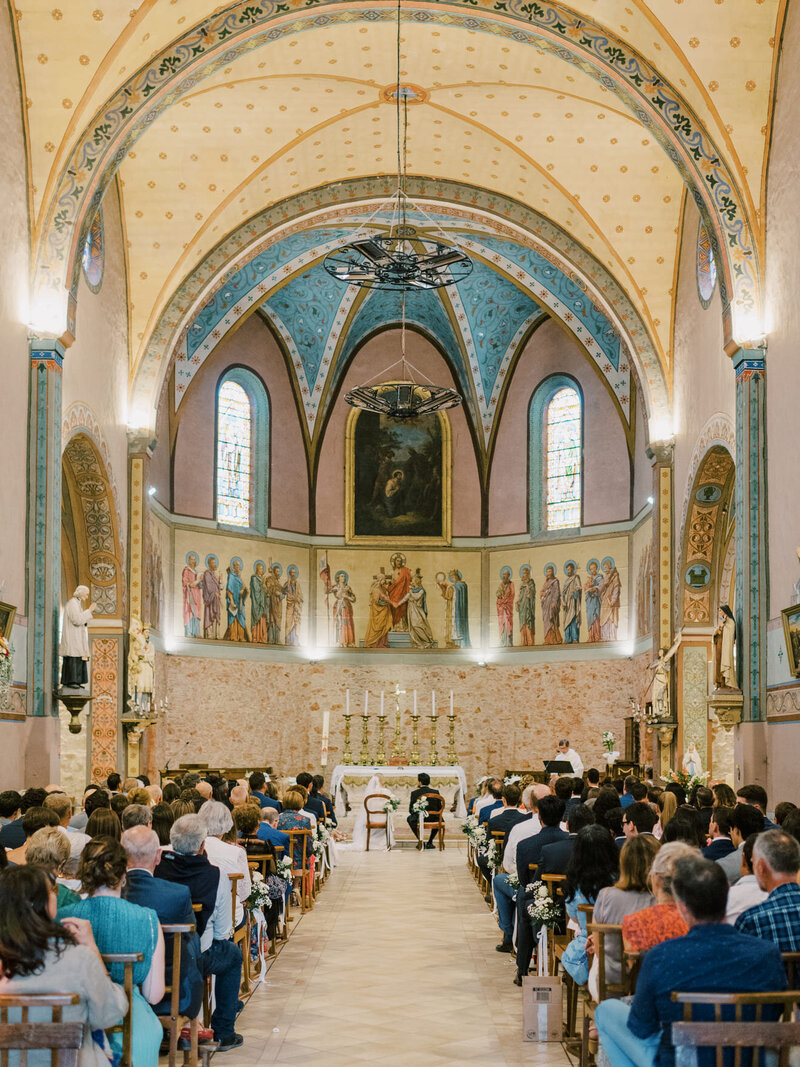religious-wedding-ceremony-in-a-church
