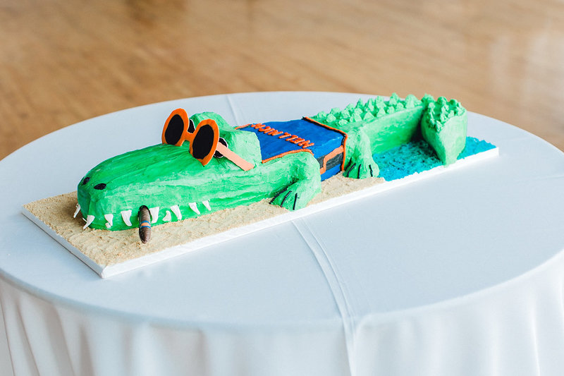 Wedding-Inspiration-Grooms-Cake-Gators-Photo-by-Uniquely-His-Photography01