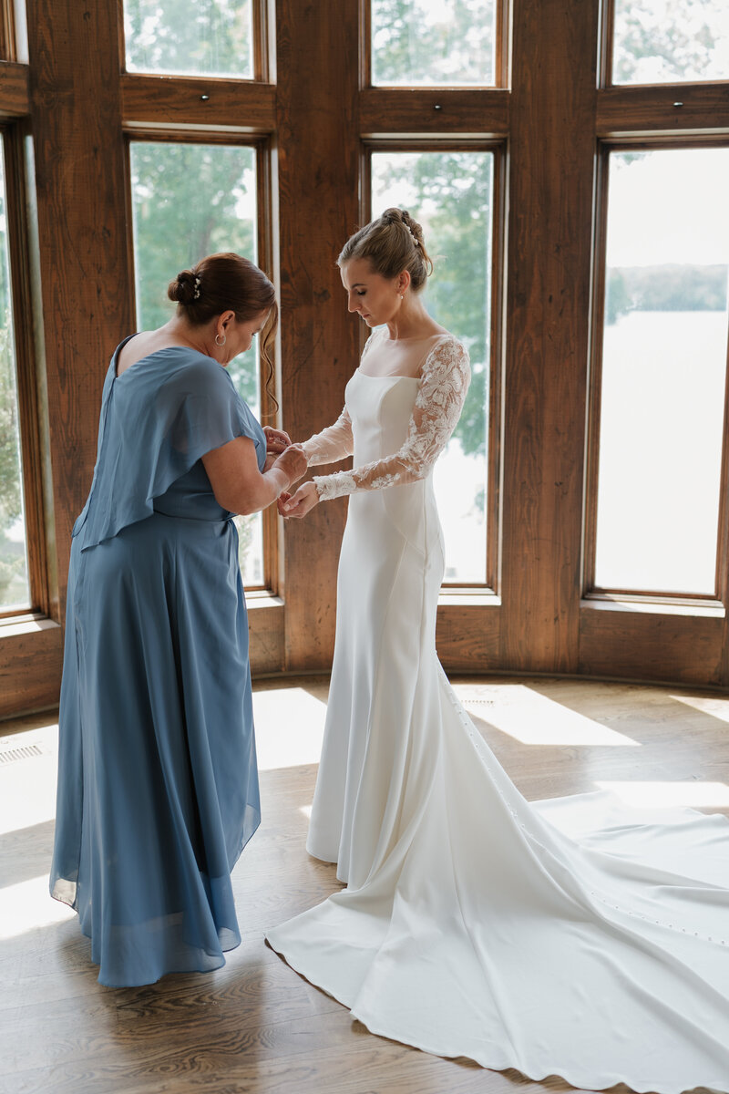 Timeless wedding photography