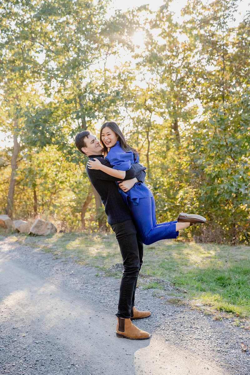Man proposes to girlfriend in Westchester NY