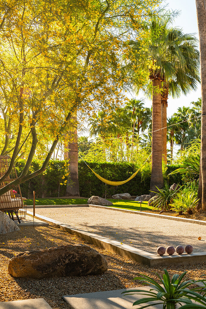 Landscape design at Palm Springs residence designed by Los Angeles architect