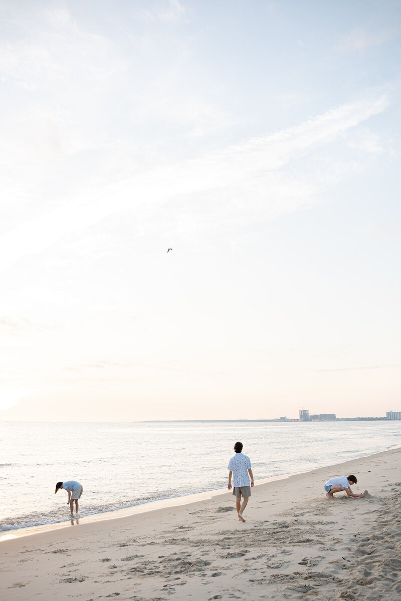 Cape-May-NJ-Family-Beach-Photo-Session-27