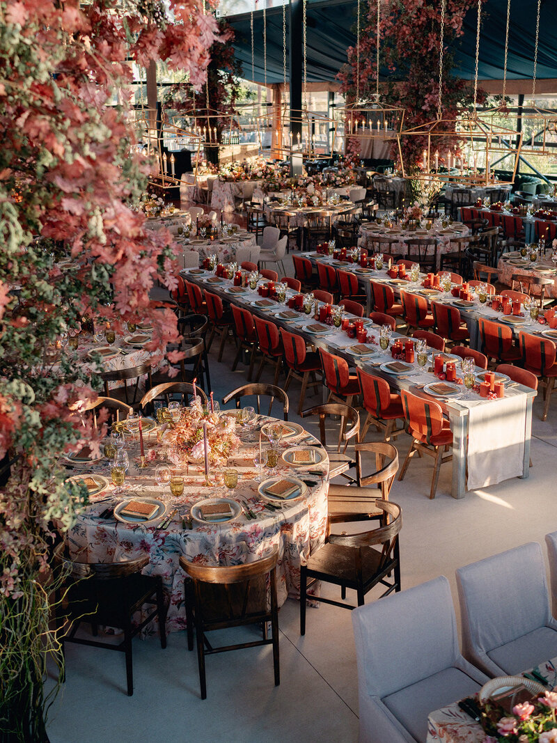 Autumn-Maximalist-Wedding-with-rich-tones-blue-velvet-draping-Ashley-Ludaescher-Photography-Vanessa-Noel-Events-0004