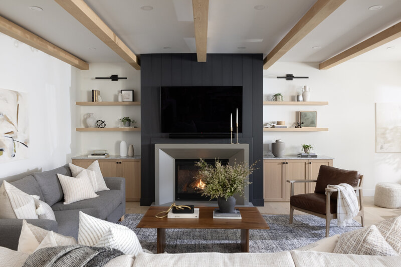 Ashley de Boer Interiors review interior design materials.