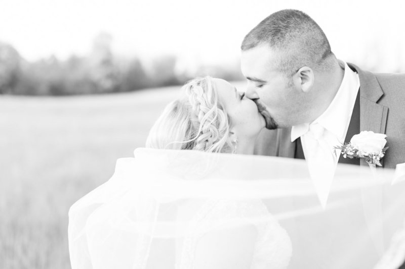 Classic-spring-St- Francis-church-tornto-ohio-wedding-23