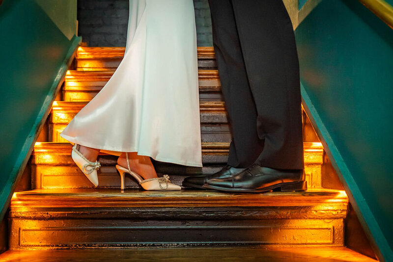 chicago-speakeasy-engagement-shoot (43)