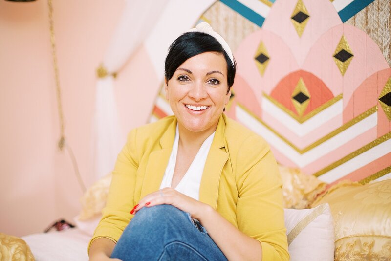 Dolly DeLong a Nashville Branding Photographer takes headshots at the Nashville Pinky House