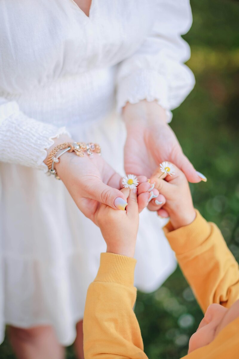 hands