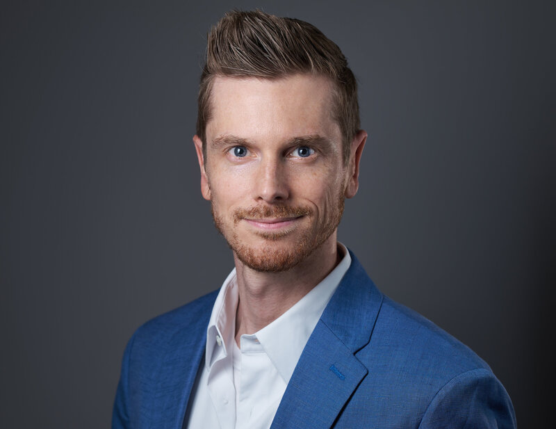 Tim_DeLong_Charlotte_Headshot_1796 centered