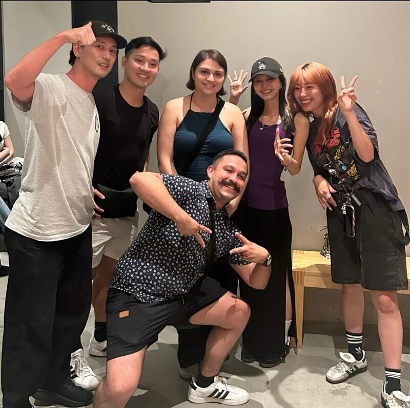 Happy moments of clients enjoying their Tokyo adventures with Yasushi as their guide
