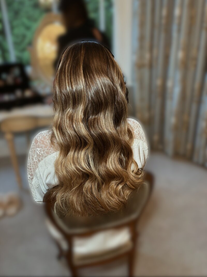 Real bride Hannah's soft wave for her second evening bridal look change at her Hampshire wedding