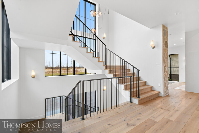 Thompson-Homes-Chateau-Moderne-Meridian-Custom-Home-Builder-110