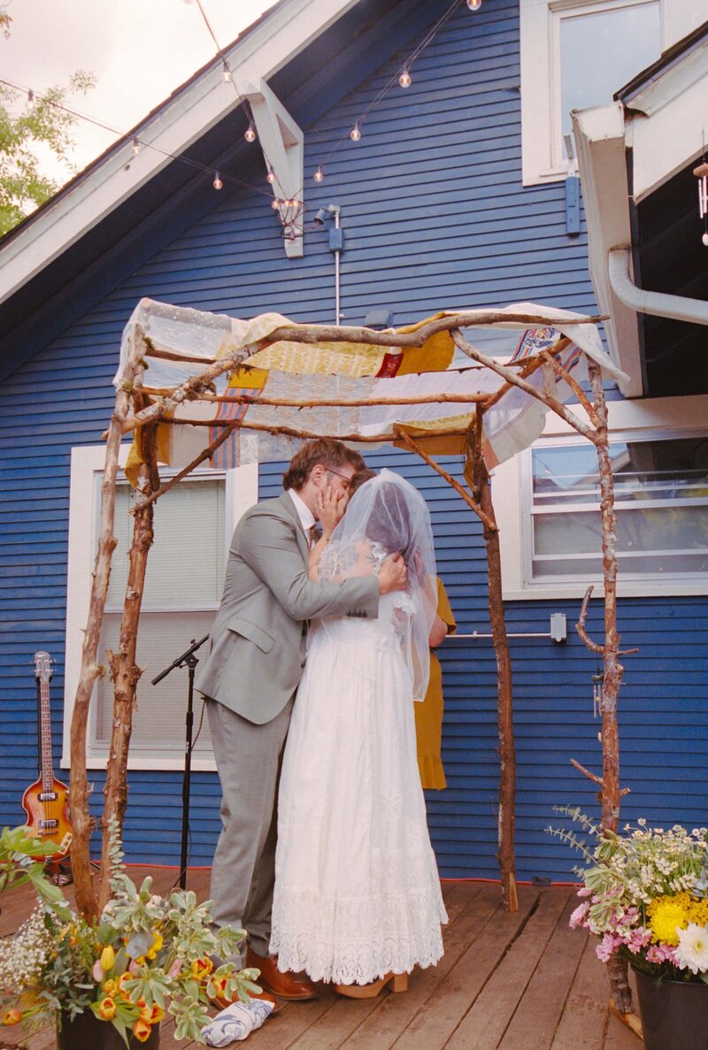 Backyard-Wedding-Portland-Jess-Buckley-Photo-12