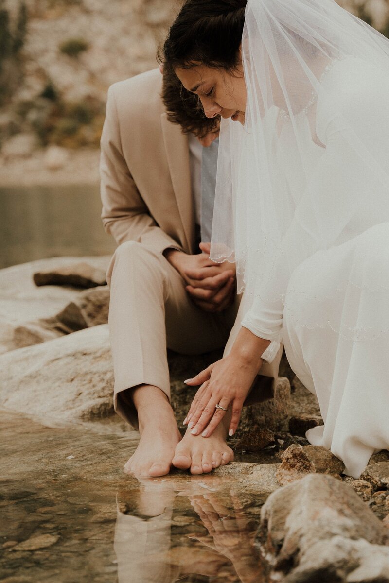 andres-molina-zN_5EgmMeBo-unsplash