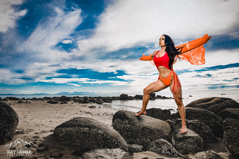 Vancouver-Fitness-Photography-Mandy-Urner-Beach-001