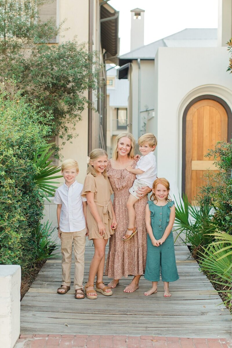 30a-family-photographer-5-1024x1536