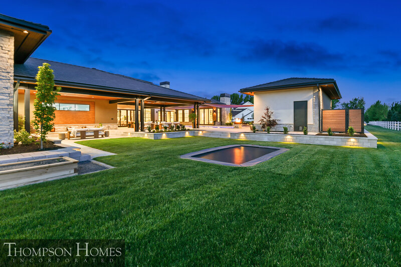 Thompson-Homes-Stillwater-Modern-Prairie-Eagle-Idaho-Custom-Home-Builder-146