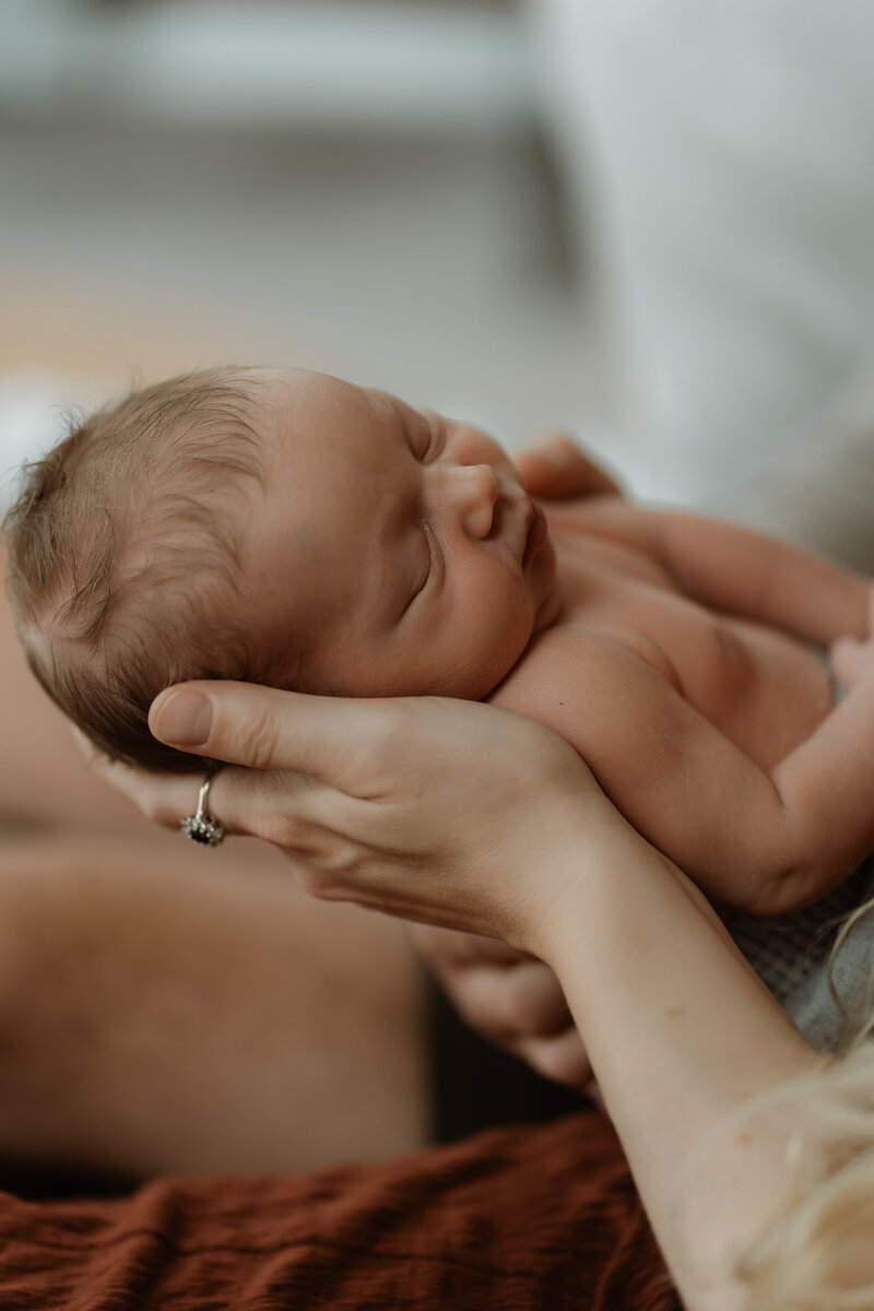 Worcestershire Newborn Photographer of newborn in natural photo