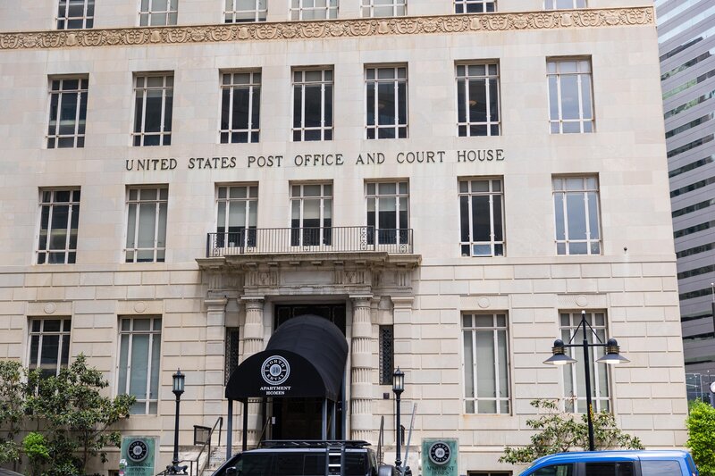 simply mo photography detail shot, luxury wedding photography, downtown dallas post office downtown dallas courthouse