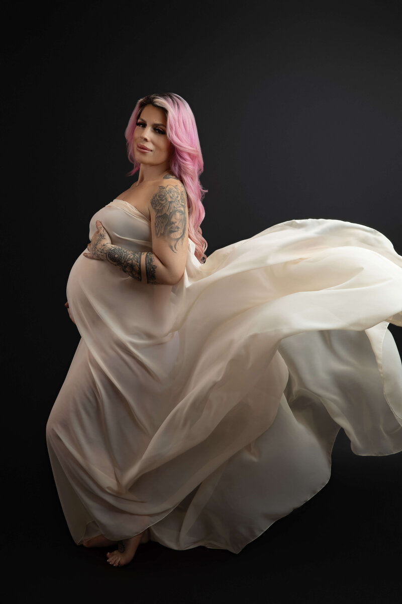 boudoir maternity photos near me​