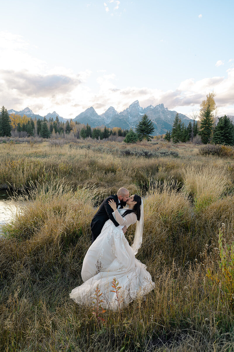 Jackson Hole wedding photographer takes engagement pictures for couple in Grand Teton National Park 