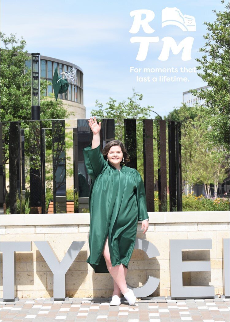 graduation-senior photos-Arlington high school-cap and gown