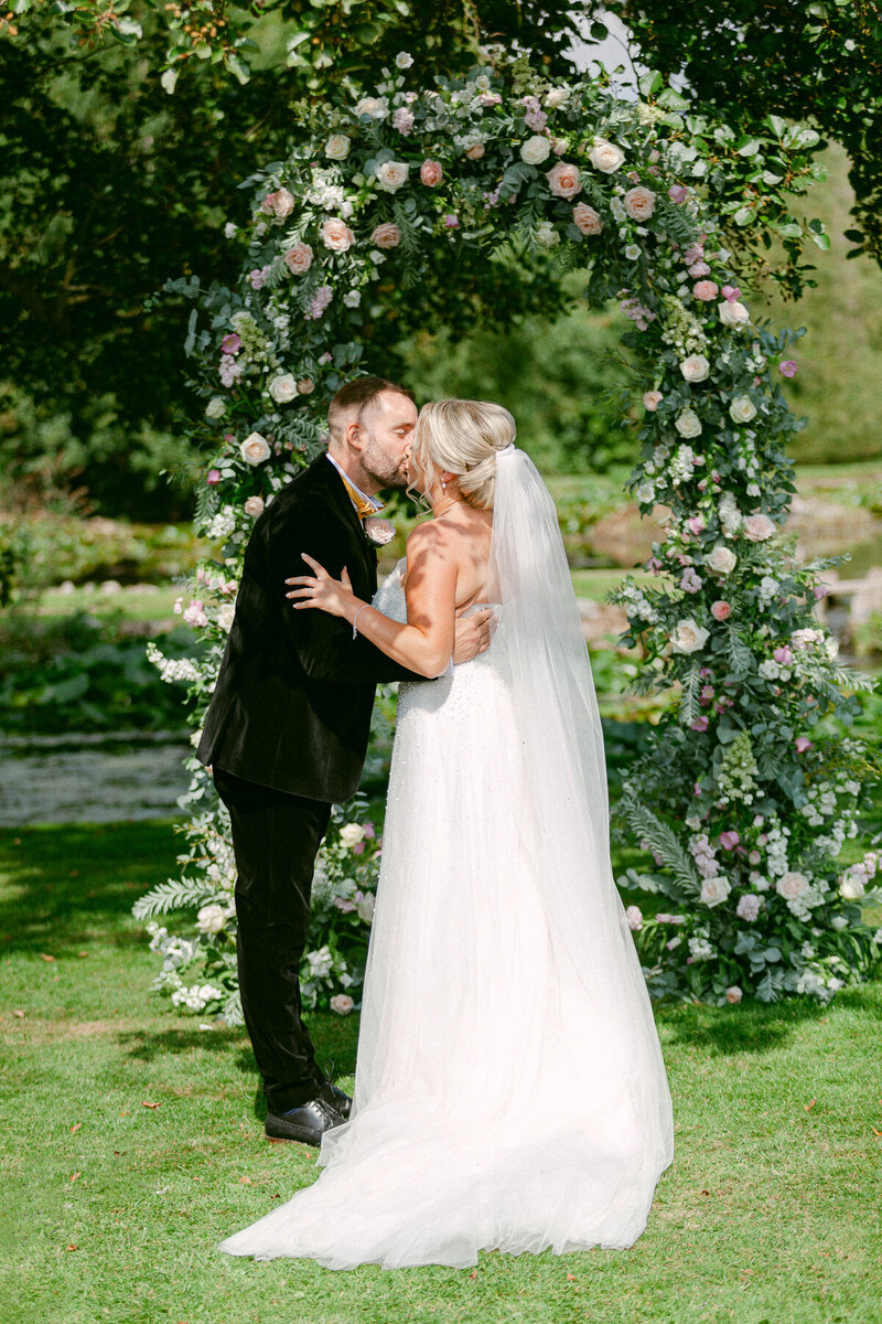 Brinsop-Court-Wedding-September-Garden-Wedding-18