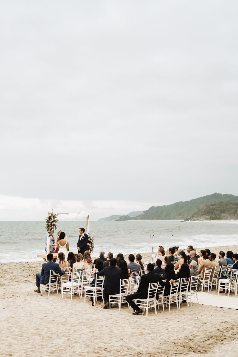 Caitlin-Grace-Aspen-Wedding-Photographer-Destination-Wedding-Photographer-Maui-Photos--Wedding-043