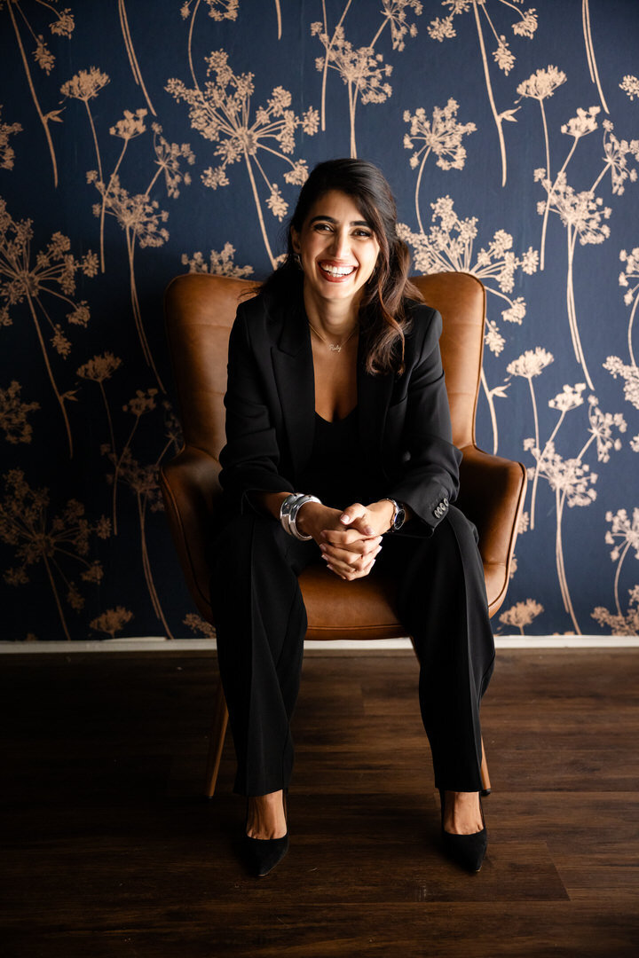 Family Photographer Alyx Jones SF2