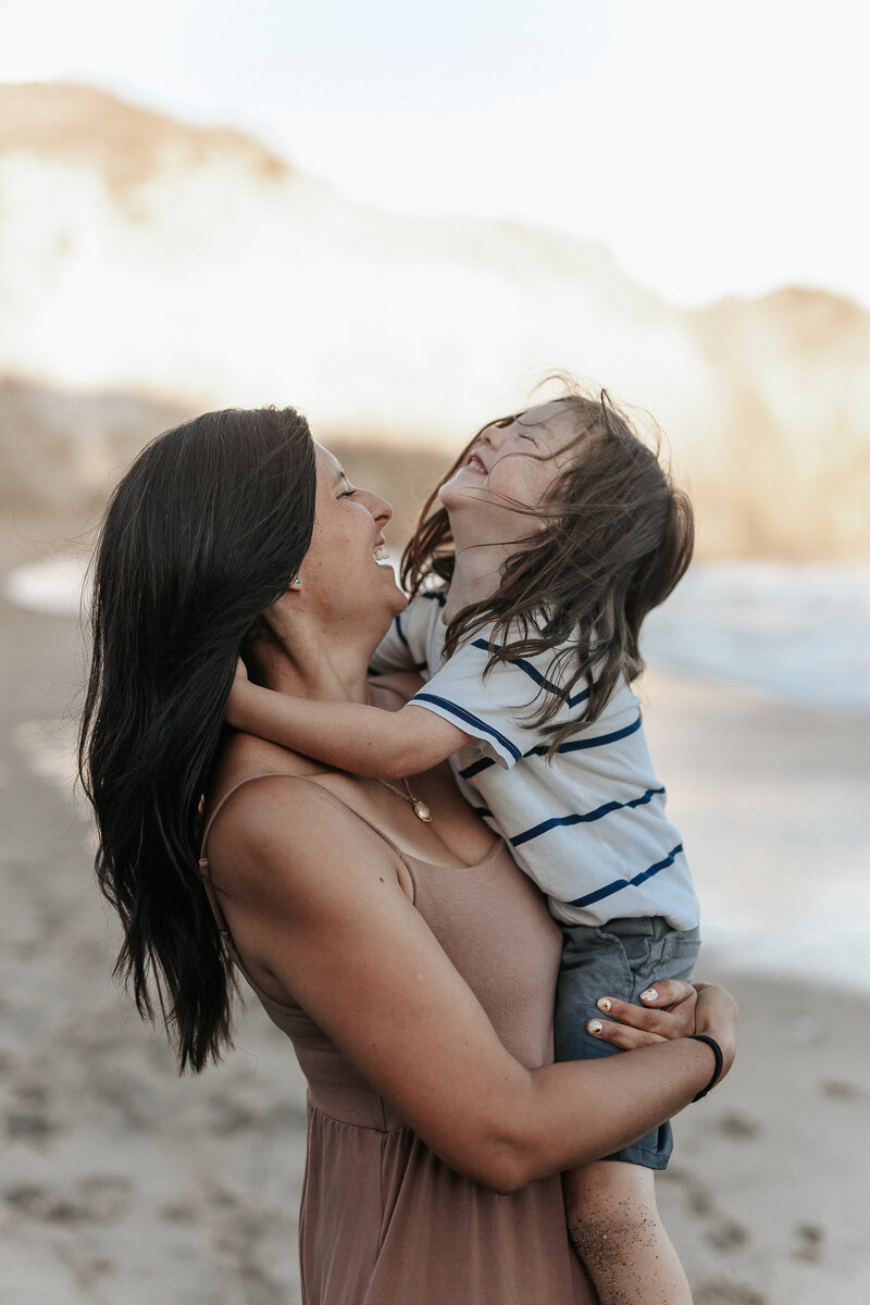 tahneeharrisphotography-ramirez-family-leo-carillo-state-beach-50