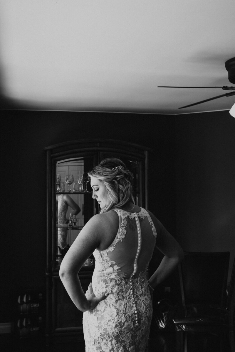 manchester-michigan-wedding-photographer-AlisciaMariePhotography-8318-2