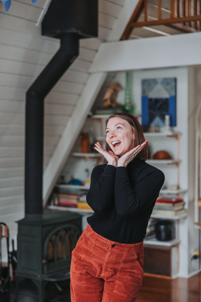 fun senior photographer based in Minneapolis, Minnesota