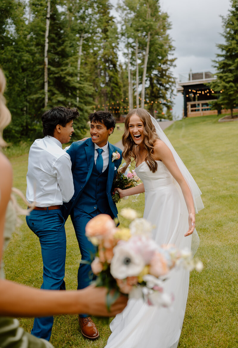 Calgary Wedding Photographer