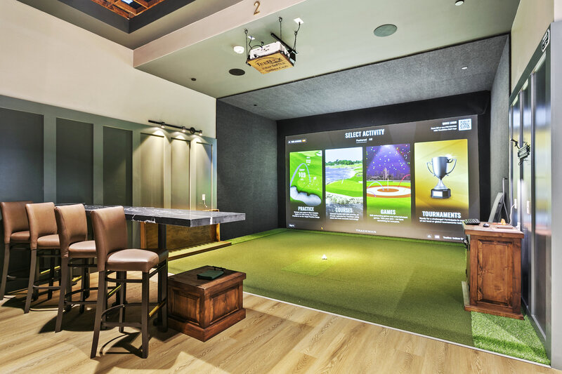 Get golf lessons in Cave Creek at TeeBox Indoor Golf Club