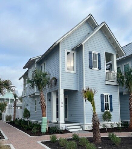 110 Transom A - Front Elevation