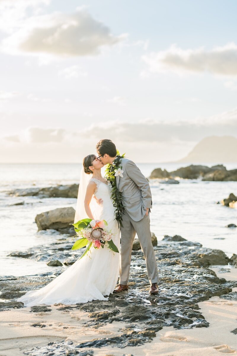 Contact Simple Oahu Wedding with any questions you may have