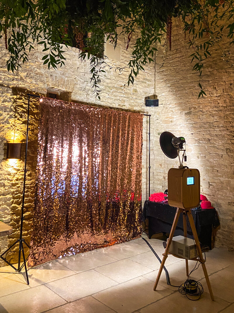 vintage photo booth rental for weddings, corporate events or brand launches
