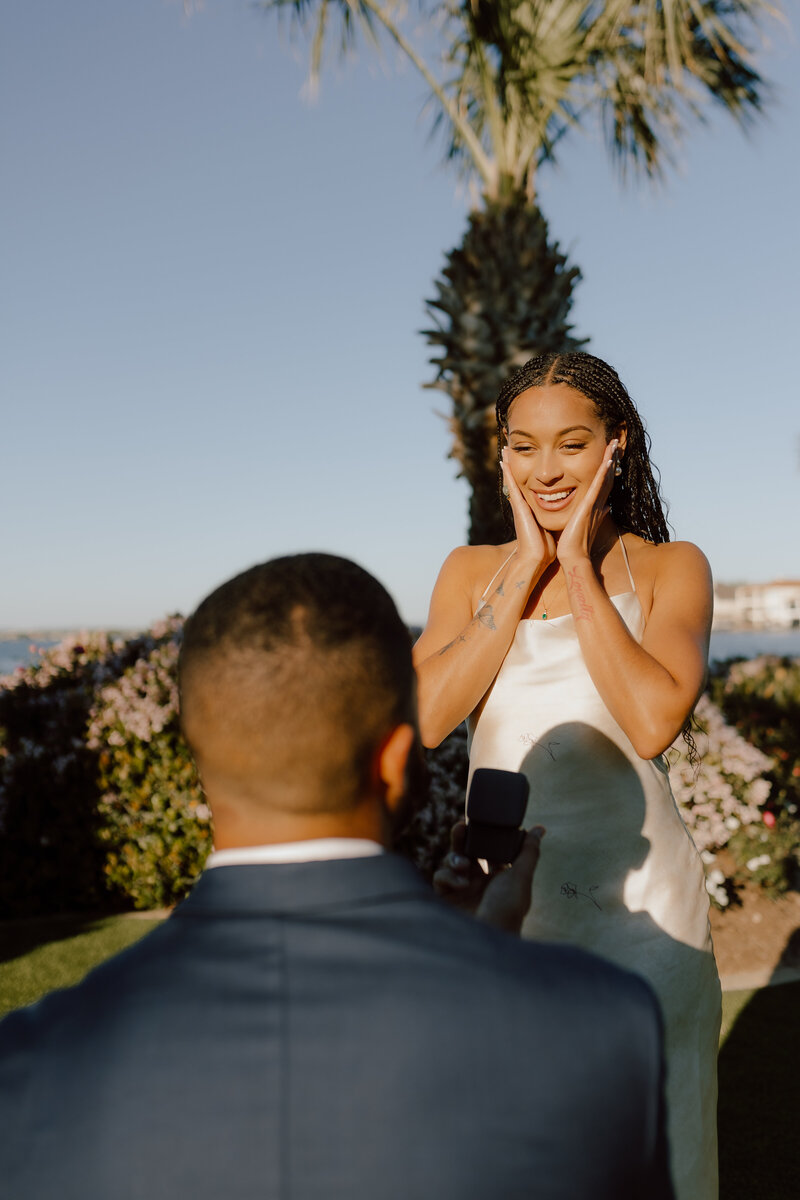 Photos by Tia is a wedding, elopement, engagement, and creative session photographer based in Austin, Texas. She offers both digital and film photography services.