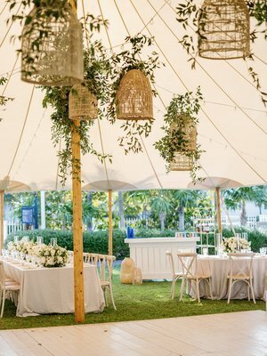 14+ISLA+BELLA+BEACH+RESORT+-+LUZXURY+WEDDING+PLANNER+-+KEY+WEST+WEDDING+PLANNER+-+ISLAMORADA+WEDDING+-+FLORIDA+KEYS+WEDDING+PLANNER+-+DESTINATION+WEDDING+-+THE+KNOT++-+GREEN+WEDDING+SHOES