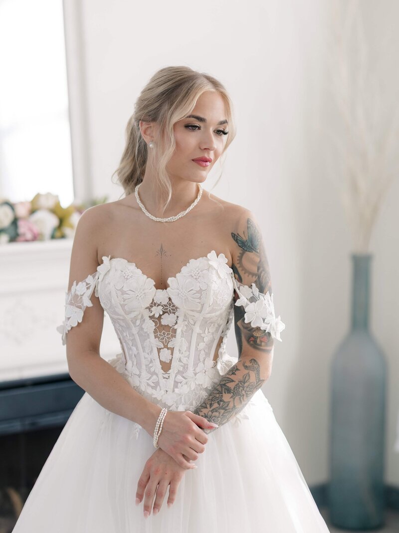 Edmonton Wedding Photos - Pine and Pond Wedding Venue (39)