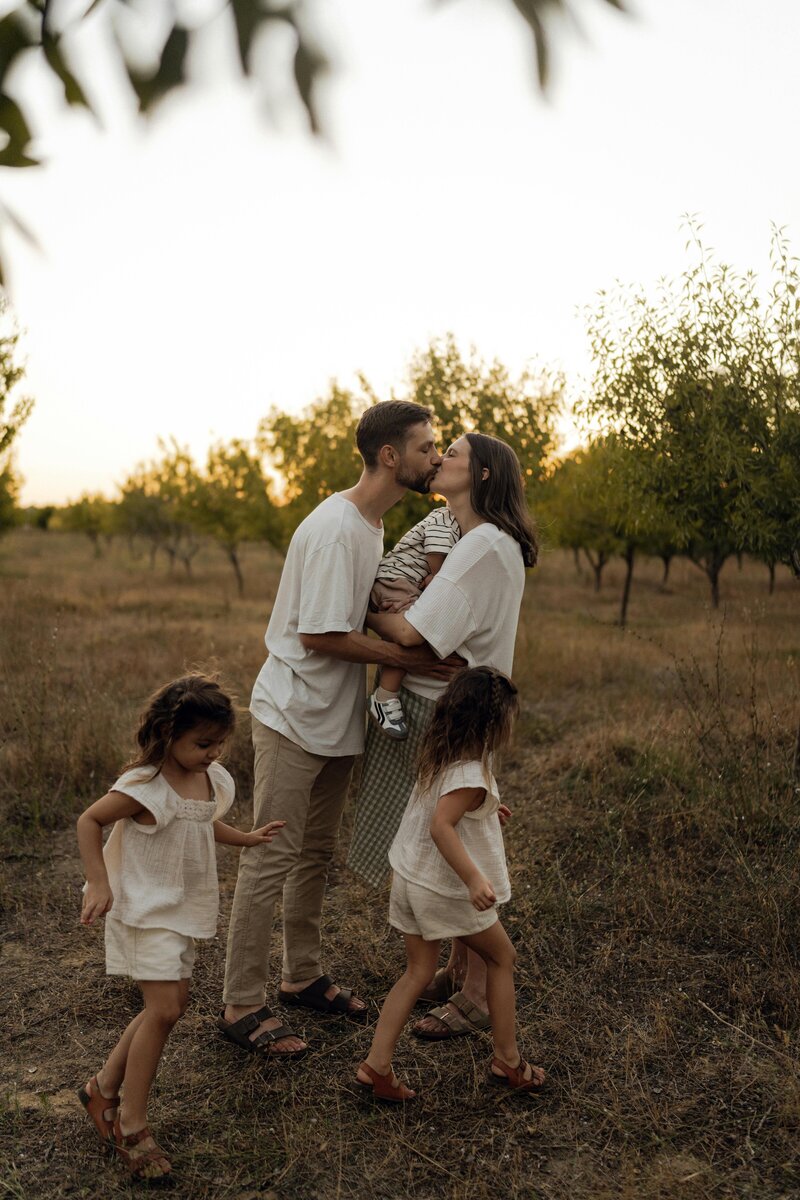 pexels-seljansalim-33769500 (1)